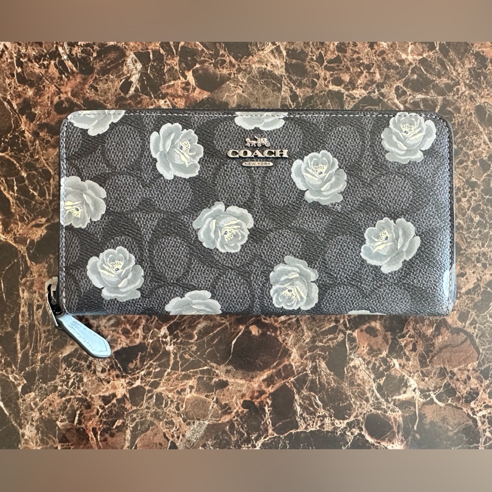 Coach Black and Gray Floral Women's Zip Wallet